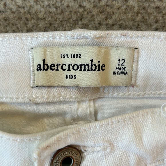 Abercrombie Kids denim shorts size 12 - Picture 2 of 3
